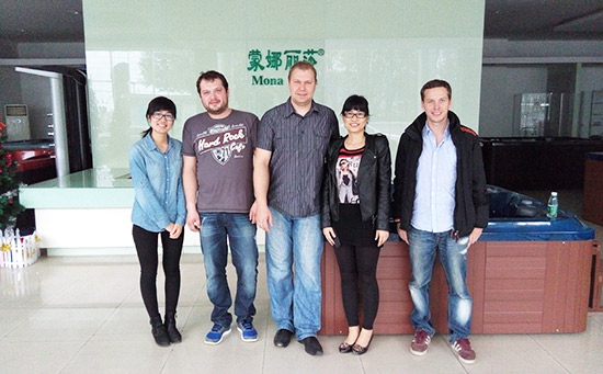 蒙娜麗莎國外無邊際整體泳池設計客戶見證